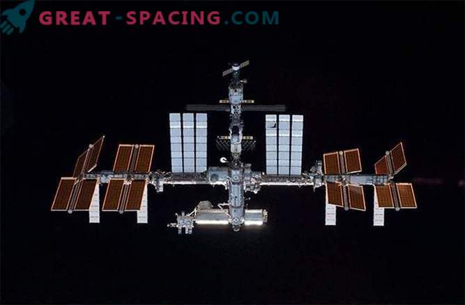 Kosmosejäätmed katkestasid töö ISSiga