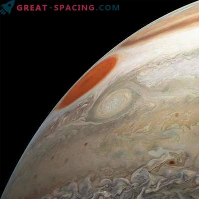 Jupiteri suured tormid NASA ülevaates