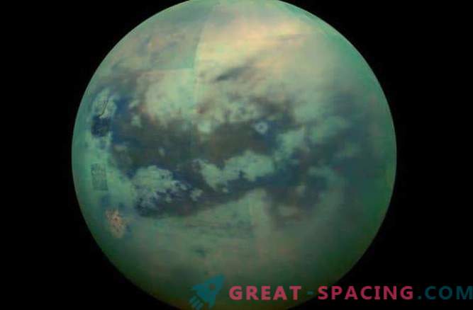 Titan ilmus uutes Cassini piltides.
