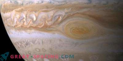 Hämmastavad meteoroloogilised nähtused Jupiteri suurepärases punases kohas