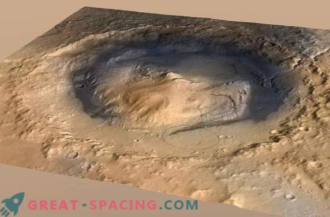 Salapärased Marsi küngad olid vedelikuga täidetud kraatrid
