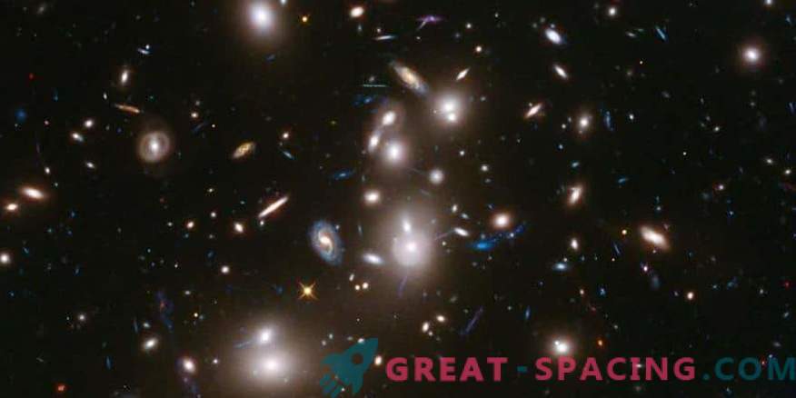 Teadlased korrigeerisid galaktikate ja tähtklastrite moodustumise mudelit