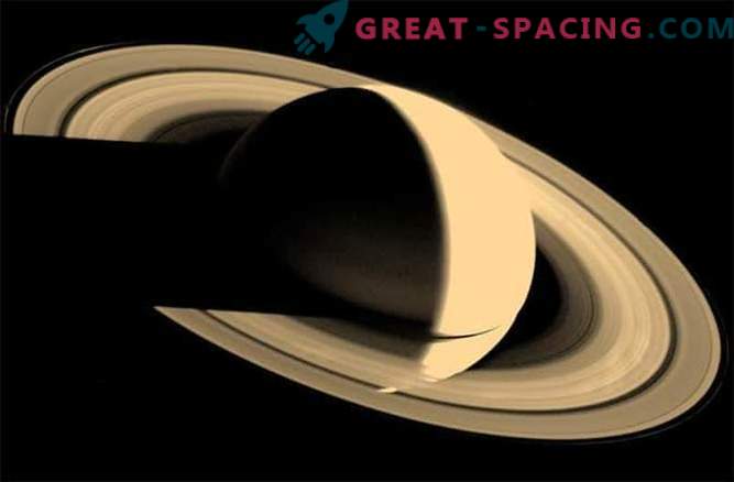 35 aastat pärast Saturni Voyager-1 külastust