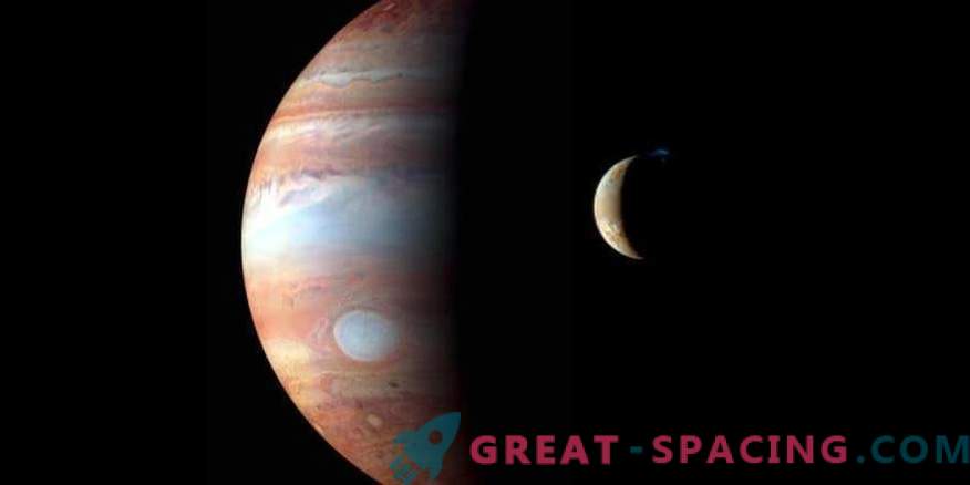 Jupiteri kuud jätavad planeedi sära sisse jälgi