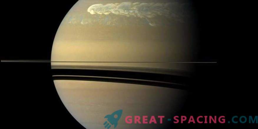 Suured tormid raputavad Saturni atmosfääri.