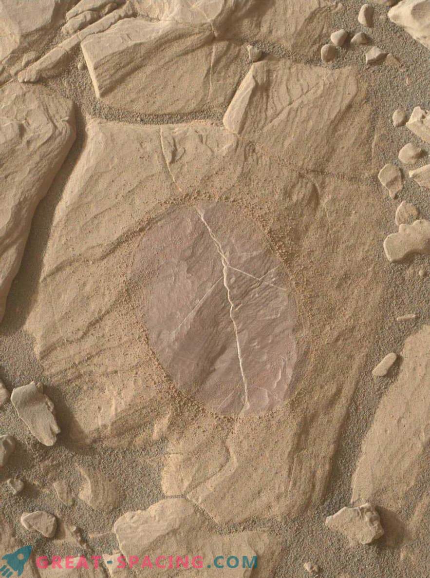 Marsi riiulil on roveri värvioskused.