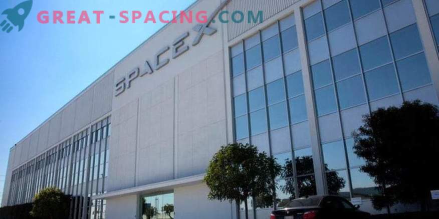 SpaceXis on töötajate töölt vabastamine