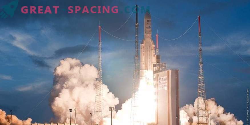 Ariane rakett käivitas satelliidi orbiidile India jaoks.