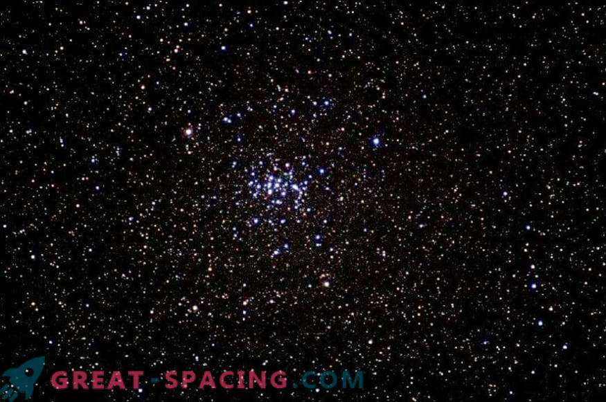Leiti topelttäht klastris NGC 2632