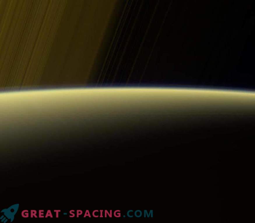 Cassini jätkab finaali