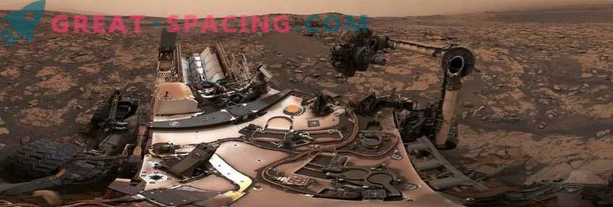 Epic Self ja Marsi panoraam tolmusest uudishimu Roverist