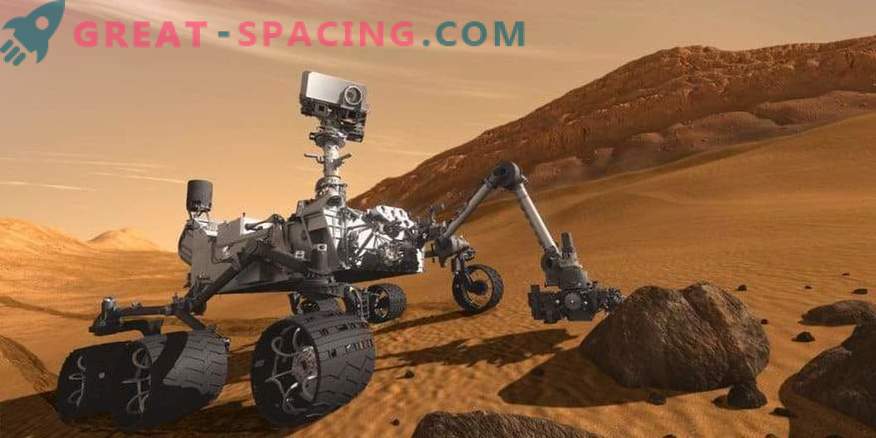 Epic Self ja Marsi panoraam tolmusest uudishimu Roverist