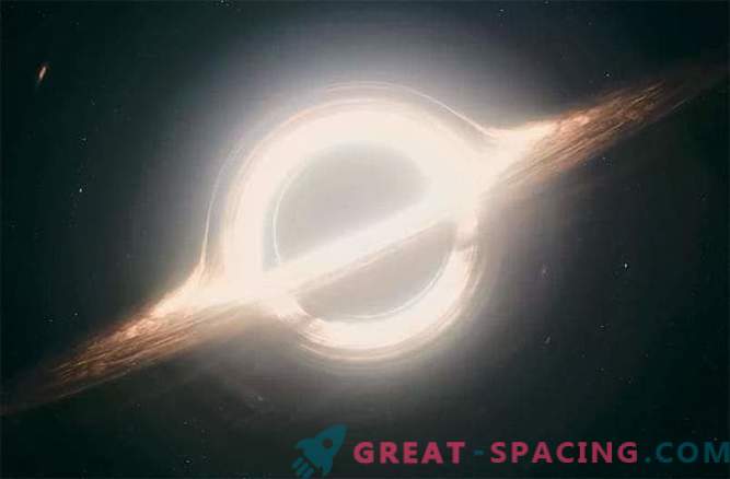 Filmi Interstellar must auk on teadusliku väljamõeldise musta auk parim kujutis
