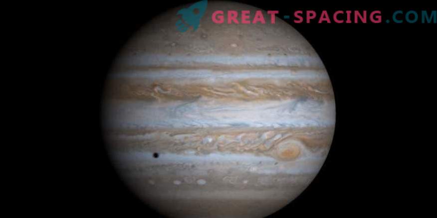 Jupiteri lähedal on leitud 10 uut satelliiti! Kuidas nad suutsid varjata?