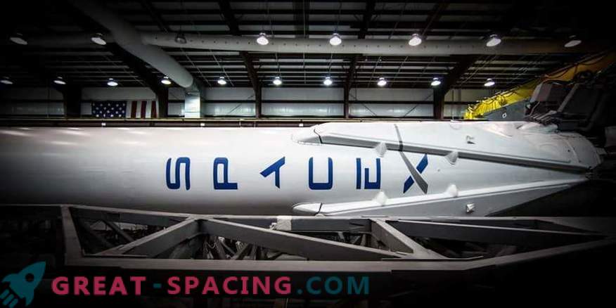 SpaceX saadab NASA-le kapsli