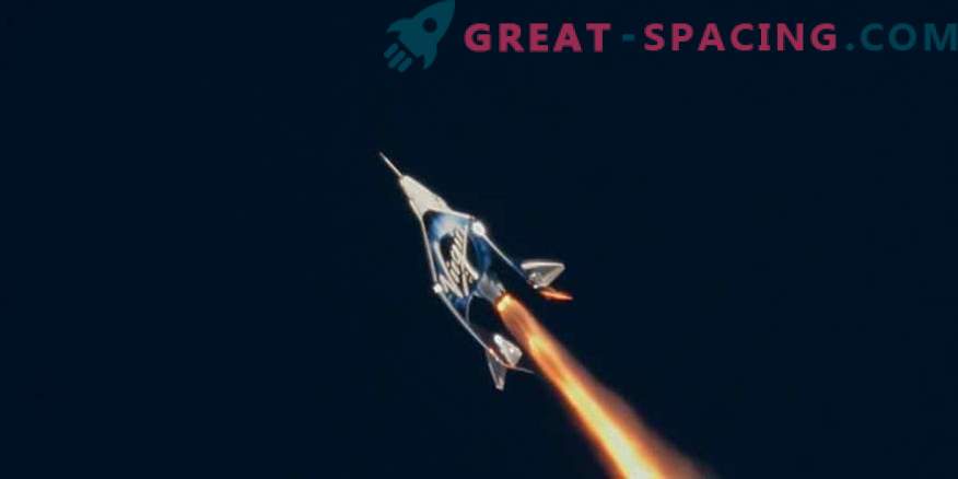 Kosmoseturism läheneb! SpaceShipTwo läks ajaloolisele katselennule
