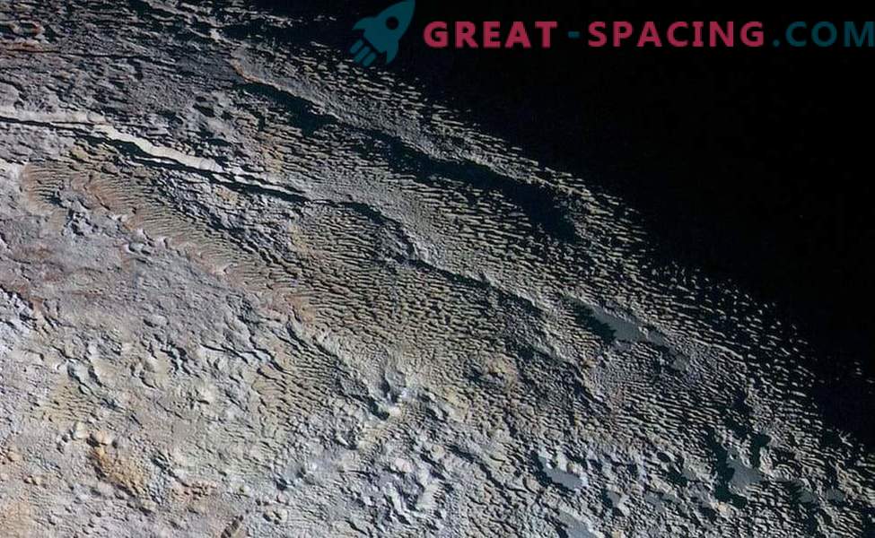 Spiny Pluto vihjab jääklambite olemasolule teistes maailmades