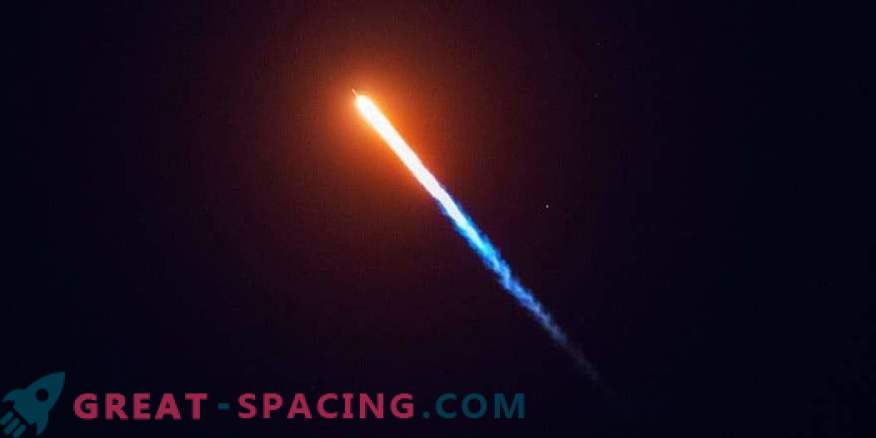 SpaceX käivitab korraga 64 satelliiti