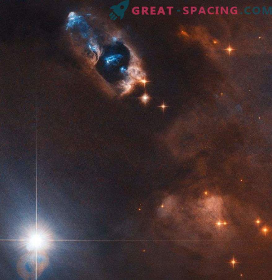 Hubble'i teleskoob haarab vastsündinud tähe lähedale gaasilisi esemeid