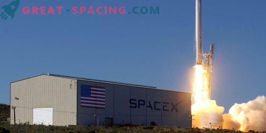SpaceX annab ISSile piduliku jäätise