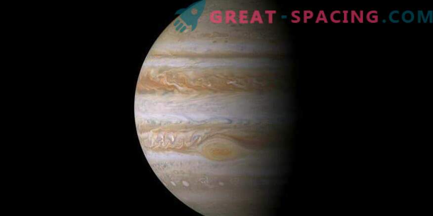 Salapärane sündmus peatas Jupiteri kasvu